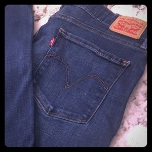 Levi skinny jeans